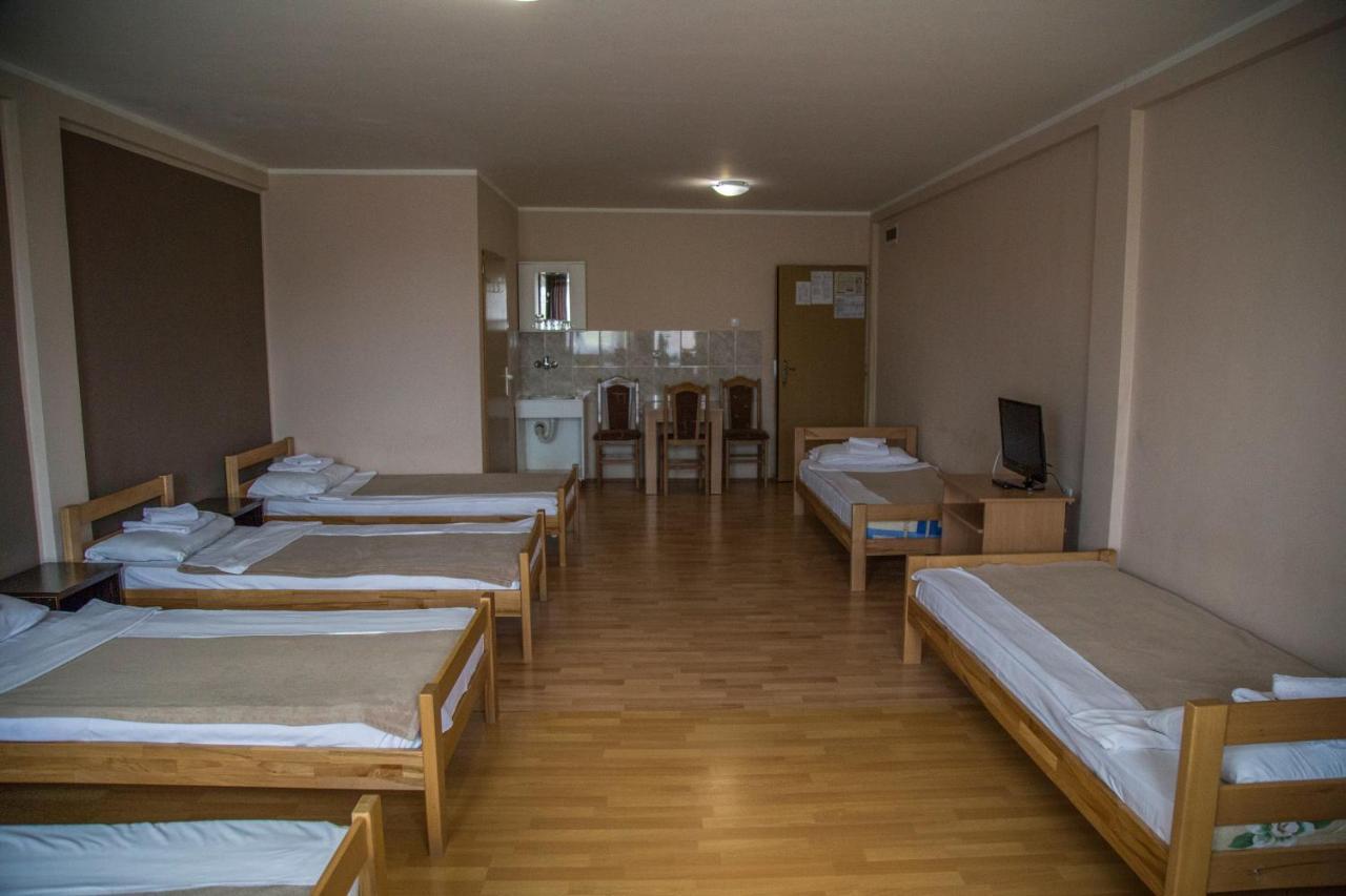 Hostel Milkaza โนวีซาด ภายนอก รูปภาพ